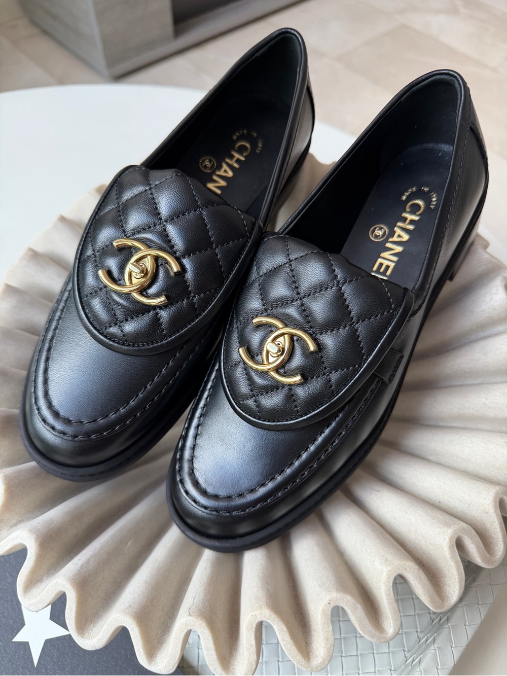 CHANEL BLACK LEATHER LOAFERS MOCCASINS OXFORD GOLD CC TURNLOCK LOGO 38/39 - Picture 11 of 15